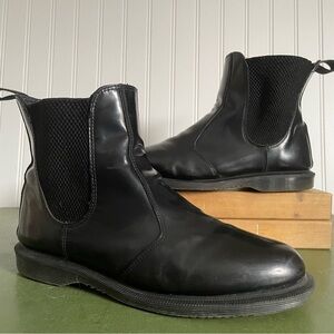 Dr. Martens FLORA Fabric Lined Chelsea Boots in Smooth Leather *Thailand*